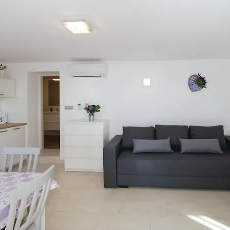 Anna Maria Appartement *